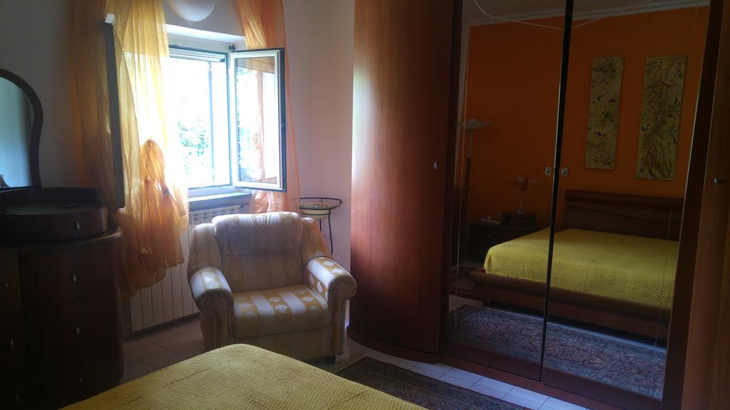 La Corte Delle Rose B&B Прая-а-Маре Экстерьер фото
